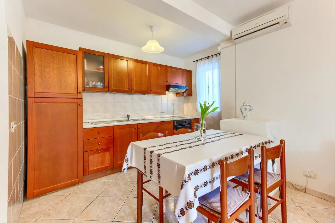 Villa Vittorio Seget Vranjica Kroatien
