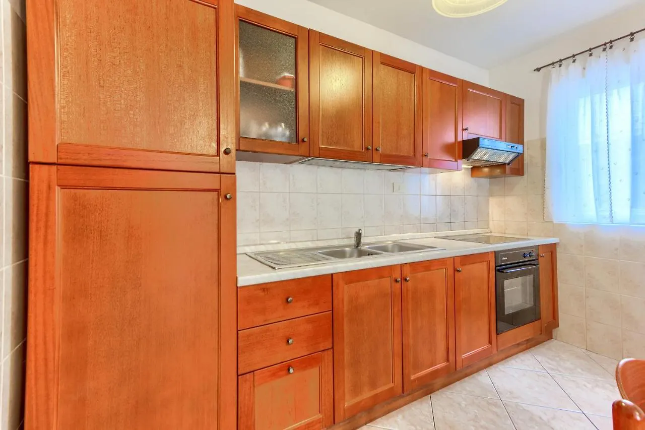 Villa Vittorio Seget Vranjica Apartment
