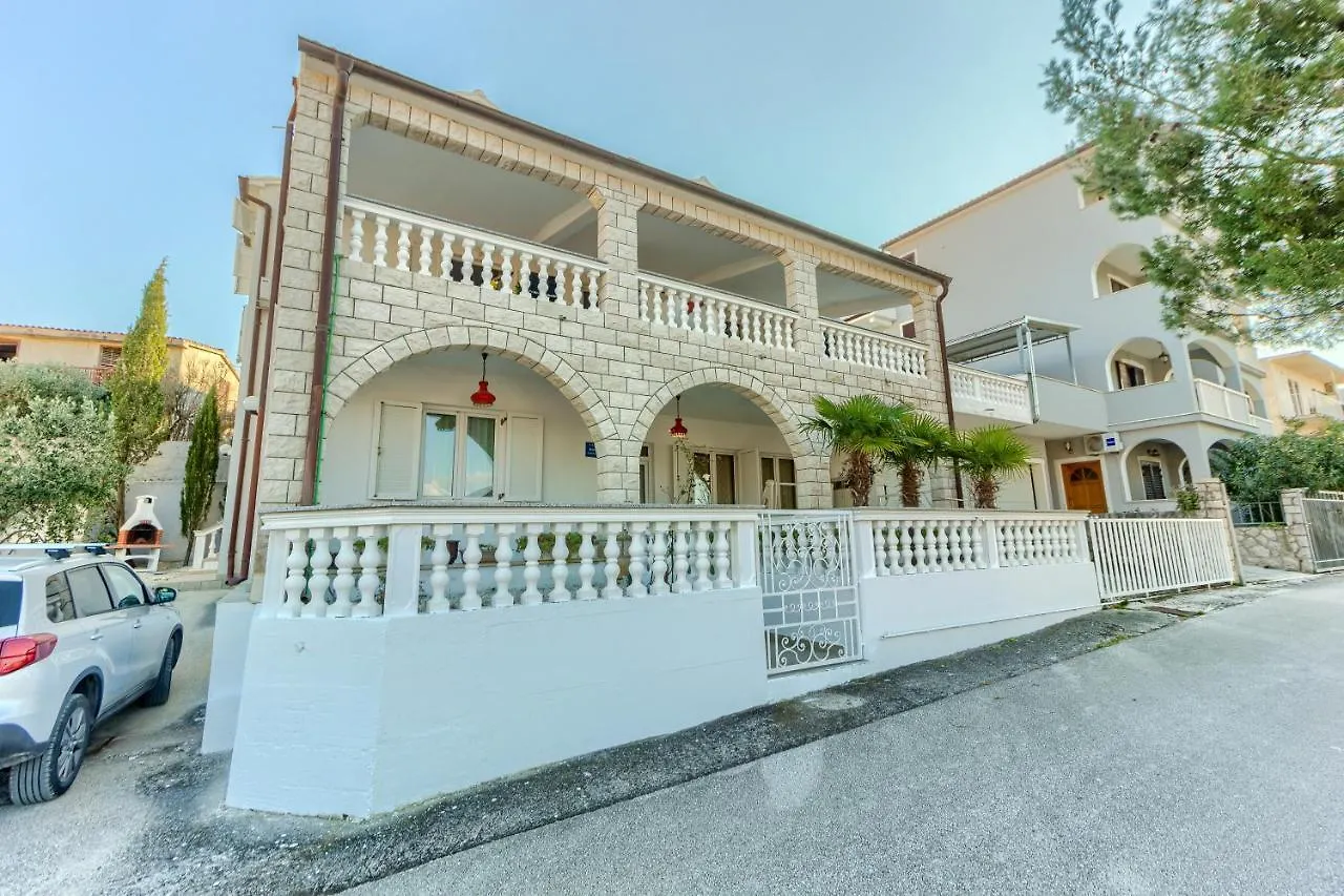Villa Vittorio Seget Vranjica Apartment