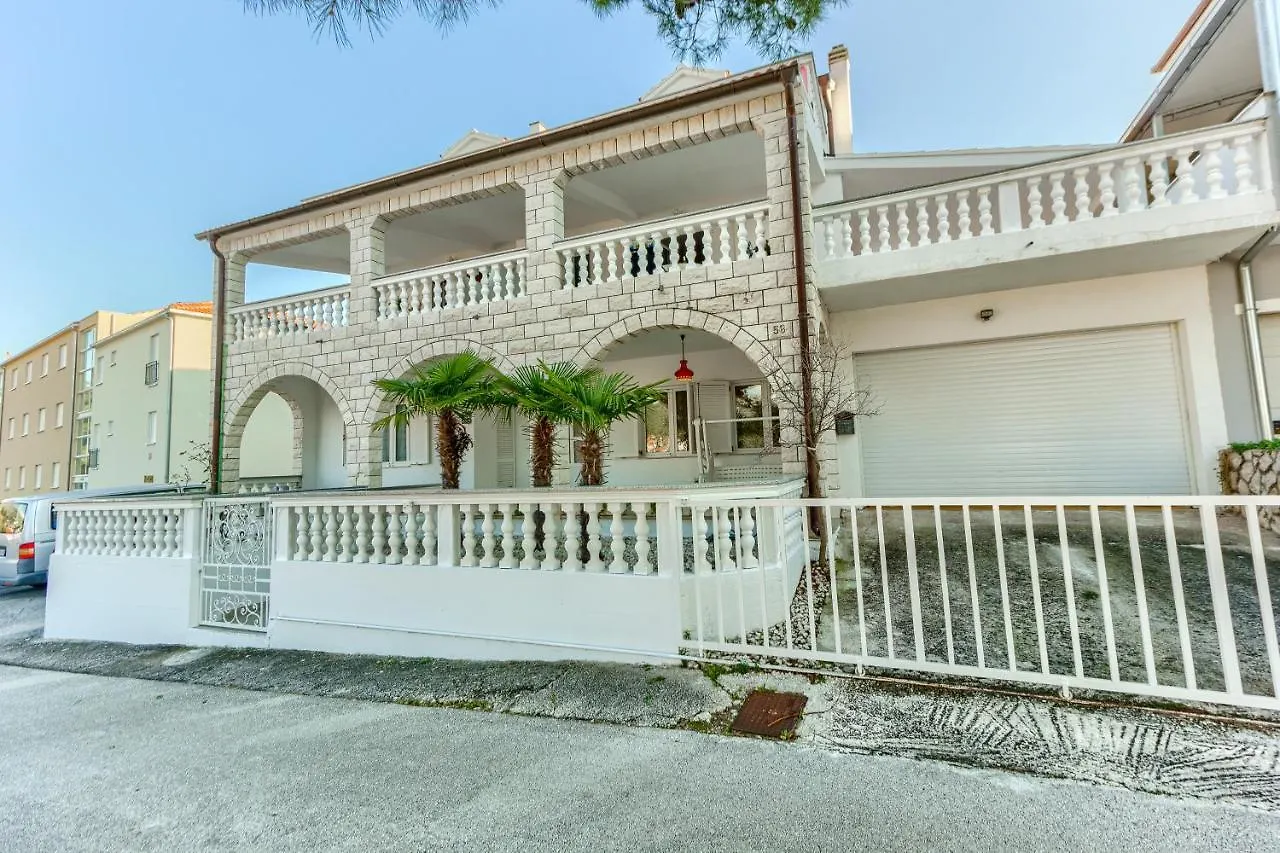 公寓 Villa Vittorio 希杰·弗朗吉卡